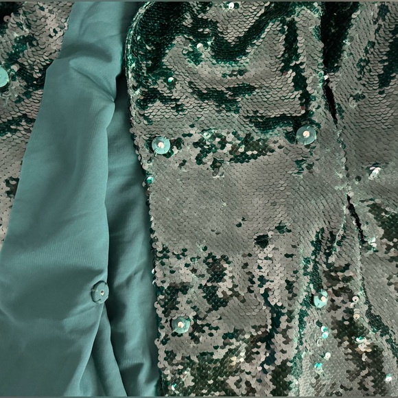 NWT-Camryn Blazer Dress - Picture 5 of 6